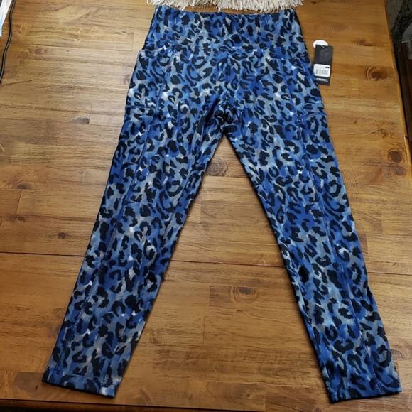 Bally Total Fitness High Rise Mid-Calf Leggings NWT - Picture 2 of 8